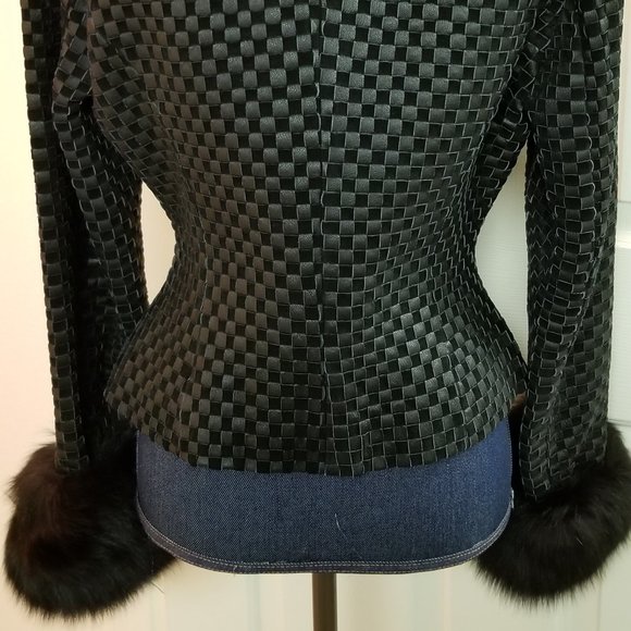 ✅#500 NWOT Black Genuine Fox Fur 1 Collar & 2 Cuffs - Picture 12 of 12